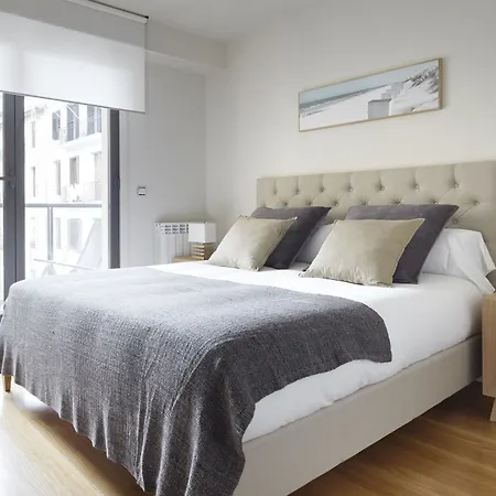 Apartment La Concha 4 By Feelfree *